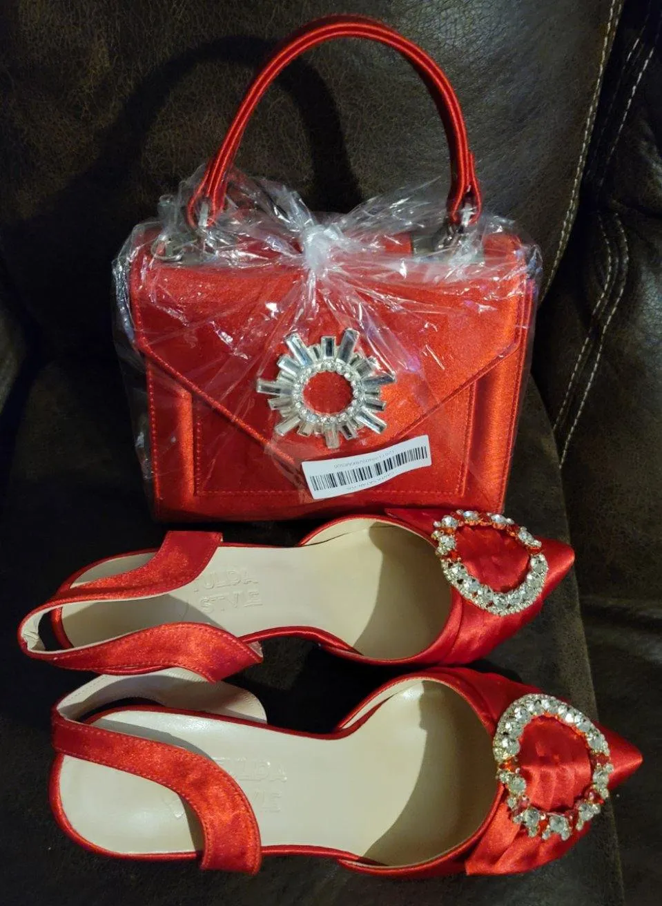 CLASSY RED MATCHING SHOE SET