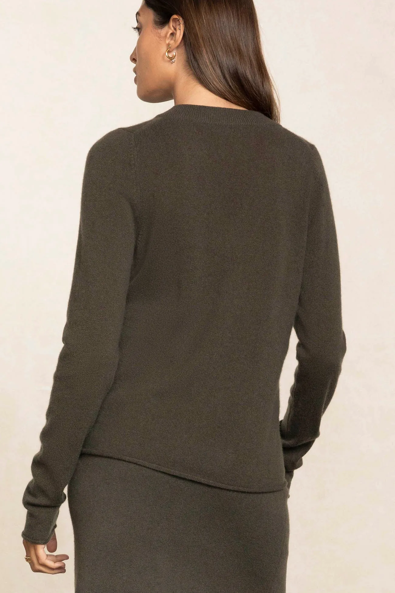 HANNAH CASHMERE V-NECK SWEATER