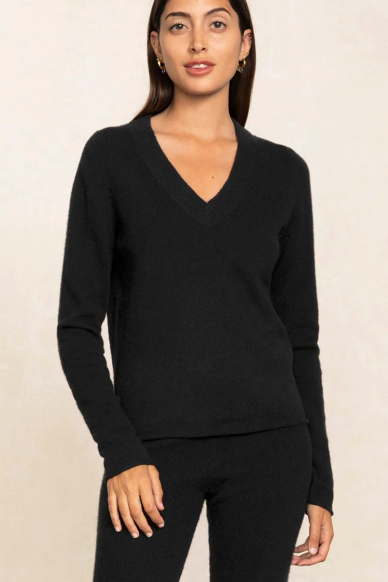 HANNAH CASHMERE V-NECK SWEATER