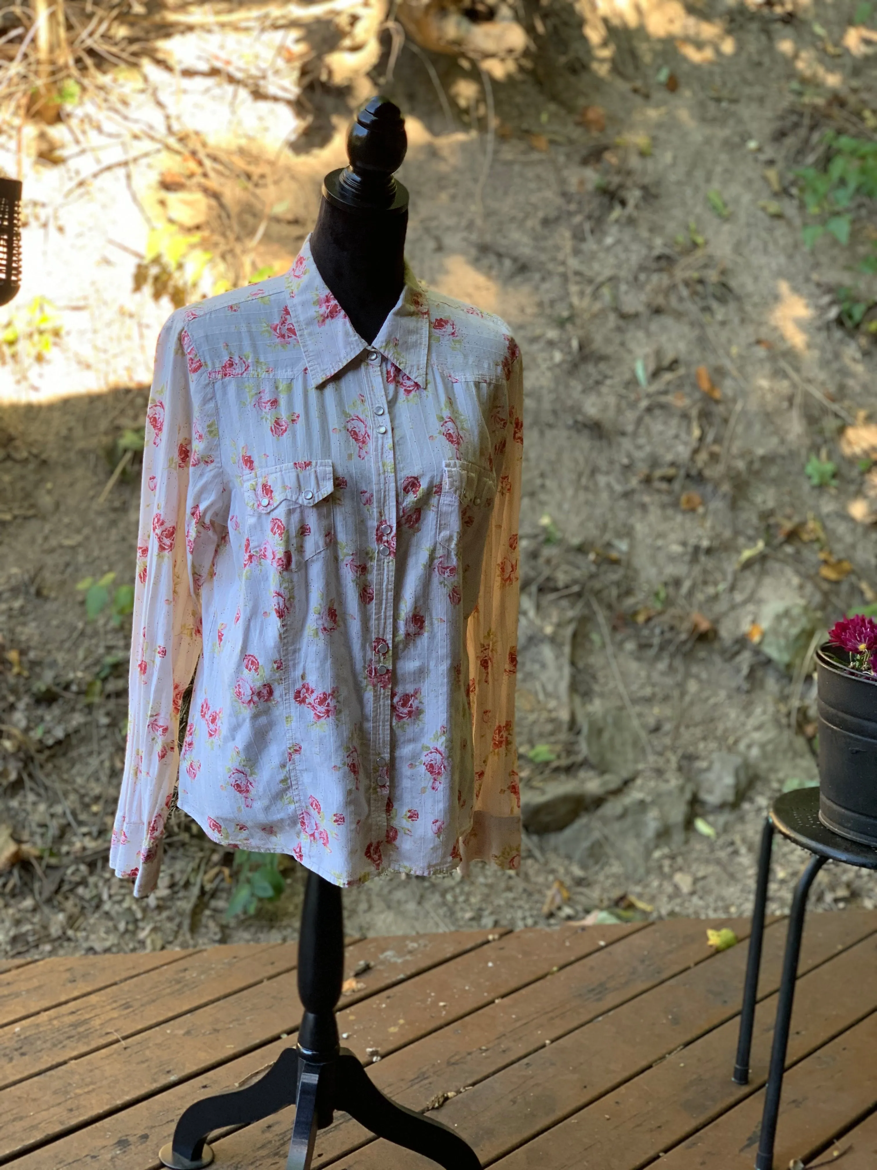 Vintage Floral Western Shirt with Pearl Snaps